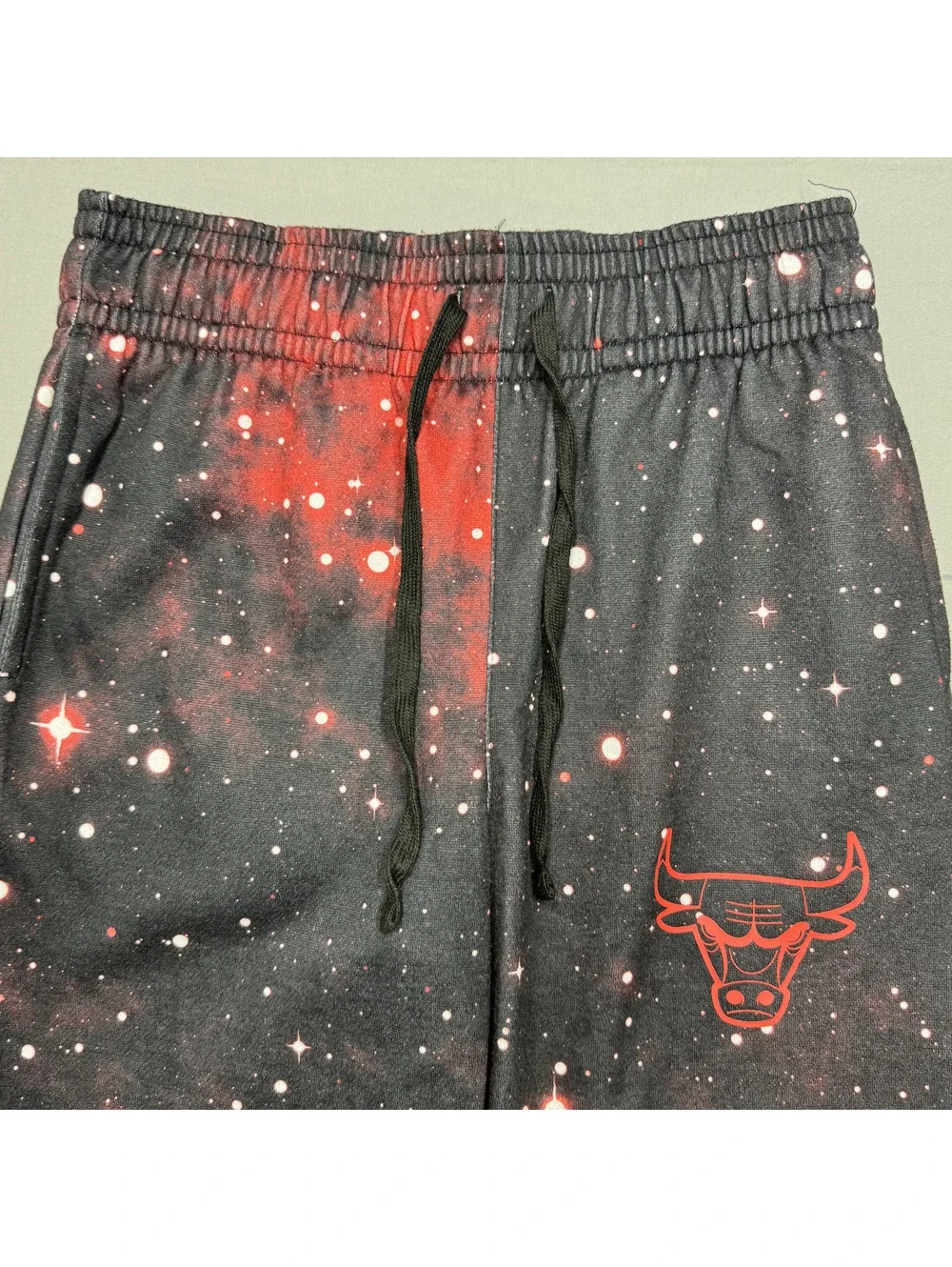 UNK NBA Chicago Bulls Galaxy Space Joggers Sweatpants Adult Medium Black Red